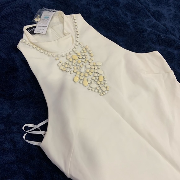 Off White Midi Bebe Dress. Size L - Picture 4 of 5